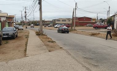 Casa en Venta en pasaje Caracas con Av. Estacion