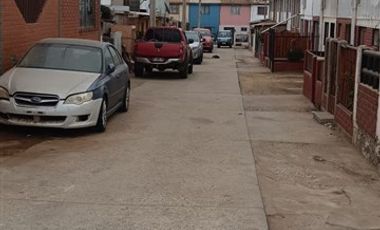 Casa en Venta en pasaje Caracas con Av. Estacion