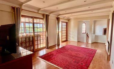 Casa en Venta en Angamos Limache