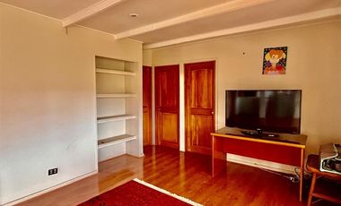 Casa en Venta en Angamos Limache