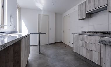 Casa en Arriendo en Camino El Chin con Camino El Huinganal