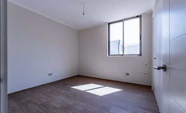 Casa en Arriendo en Camino El Chin con Camino El Huinganal