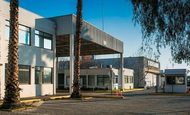 Bodega en Arriendo en Costanera Norte // Los Gobelinos // Autopista Central