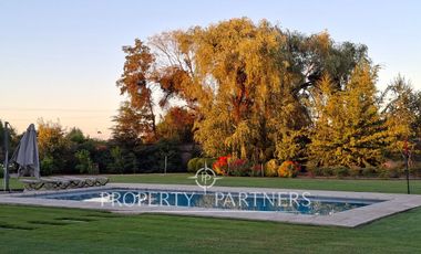 Espectacular casa en exclusivo condominio