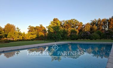 Espectacular casa en exclusivo condominio