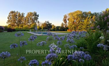 Espectacular casa en exclusivo condominio