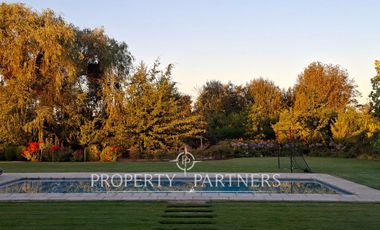 Espectacular casa en exclusivo condominio