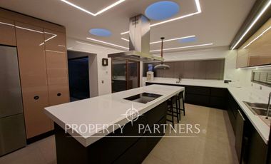 Espectacular casa en exclusivo condominio