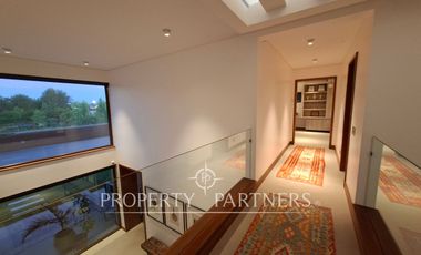 Espectacular casa en exclusivo condominio