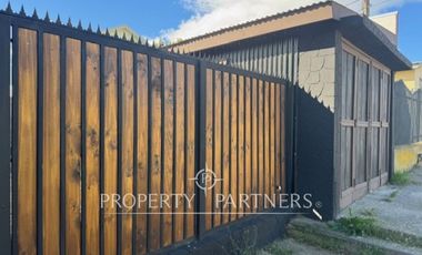 Maravillosa casa en venta, recién remodelada en Barrio Prat, Punta Arenas.