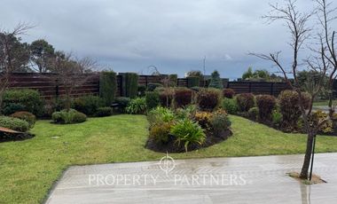 Exclusiva residencia con vista al mar en «Lomas de Coihuín»,  Puerto Montt