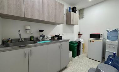 ARRIENDO de OFICINAS en MedellÃ­n