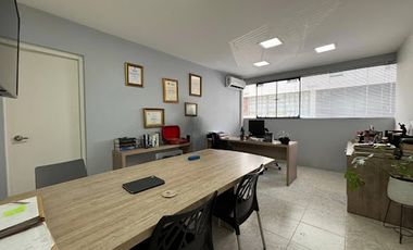 ARRIENDO de OFICINAS en MedellÃ­n
