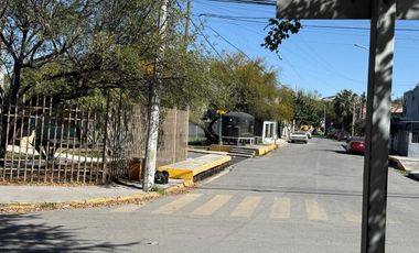 Local en renta, Constituyentes de Queretaro, San Nicolas de los Garza.