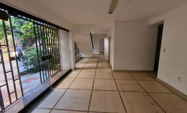Arriendo/Venta de CASA COMERCIAL en BUCARAMANGA