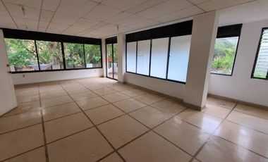 Arriendo/Venta de CASA COMERCIAL en BUCARAMANGA