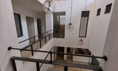 Arriendo/Venta de CASA COMERCIAL en BUCARAMANGA