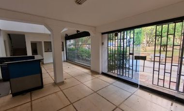 Arriendo/Venta de CASA COMERCIAL en BUCARAMANGA