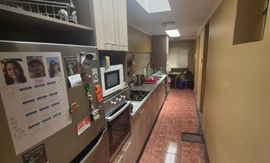 MARATHON / RODRIGO DE ARAYA