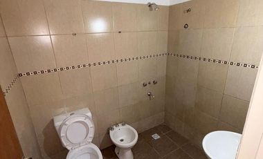 Casa en alquiler, B° Estacion Flores 2 dormitorios!!