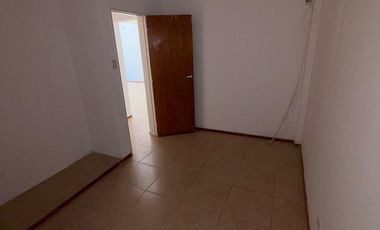 Casa en alquiler, B° Estacion Flores 2 dormitorios!!