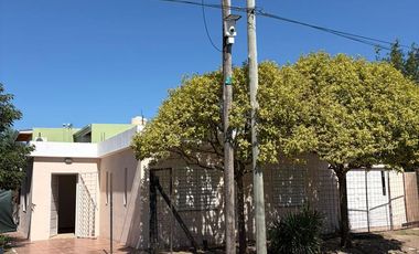 Casa en alquiler, B° Estacion Flores 2 dormitorios!!