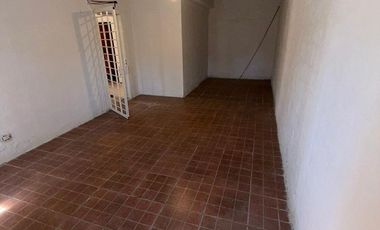 Casa en alquiler, B° Estacion Flores 2 dormitorios!!