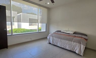 Casa en RENTA en Mérida, Fracc. Campestre.