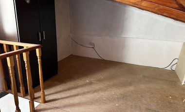 Alquiler 2 Dormitorios en  Calle Bélgica 673 (entre Barzi e Int. Oliver), Florencio Varela. ¡Conectividad total!