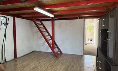 Alquiler 2 Dormitorios en  Calle Bélgica 673 (entre Barzi e Int. Oliver), Florencio Varela. ¡Conectividad total!