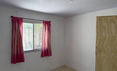 Alquiler 2 Dormitorios en  Calle Bélgica 673 (entre Barzi e Int. Oliver), Florencio Varela. ¡Conectividad total!