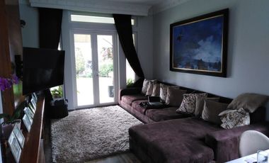 Preciosa casa Los Robles