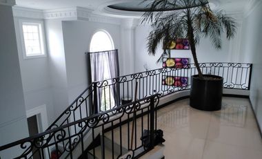 Preciosa casa Los Robles