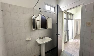 ALQUILER 2 AMBIENTES PATIO LANÚS OESTE