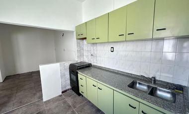 ALQUILER 2 AMBIENTES PATIO LANÚS OESTE