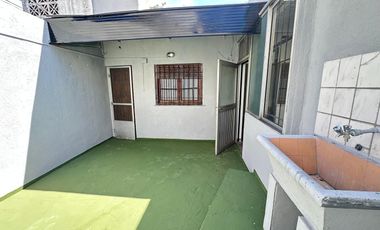 ALQUILER 2 AMBIENTES PATIO LANÚS OESTE
