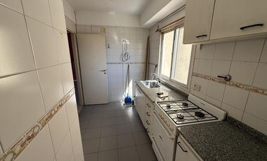Departamento dos ambientes con BALCON y COCHERA en Villa Dominico