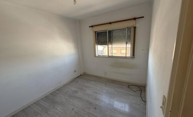 Departamento dos ambientes con BALCON y COCHERA en Villa Dominico