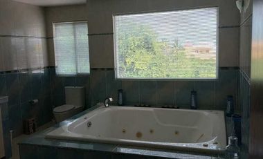 Casa de 4 recamaras en SM11 Cancún: ubicación, conectividad y seguridad