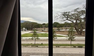 Casa en Renta en Residencial Real de Comala Colima Frente Jardín con Roofgarden