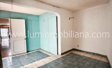 RENTA DE CASA TOWNHOUSE PARA OFICINAS O HABITACIONAL CD. SATELITE