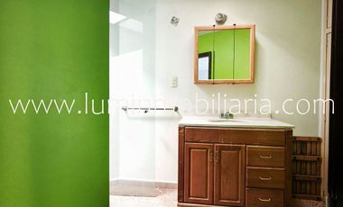 RENTA DE CASA TOWNHOUSE PARA OFICINAS O HABITACIONAL CD. SATELITE