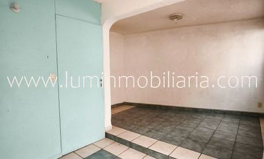 RENTA DE CASA TOWNHOUSE PARA OFICINAS O HABITACIONAL CD. SATELITE