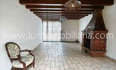 RENTA DE CASA TOWNHOUSE PARA OFICINAS O HABITACIONAL CD. SATELITE