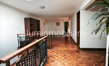 RENTA DE CASA TOWNHOUSE PARA OFICINAS O HABITACIONAL CD. SATELITE