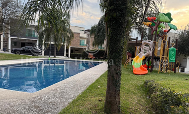 CASA EN RENTA EN CARRETERA NACIONAL