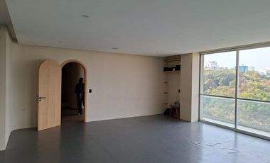 Renta local comercial en Bosque de las Lomas