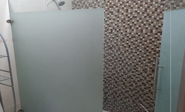 CASA EN RENTA SEMI AMUEBLADA COL. LINDAVISTA (RS)