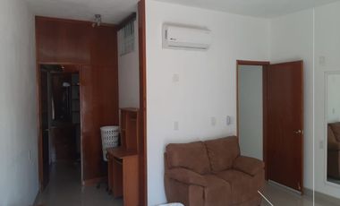 CASA EN RENTA SEMI AMUEBLADA COL. LINDAVISTA (RS)