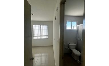 SE ARRIENDA CASA CONJUNTO CERRADO TERRANOVA